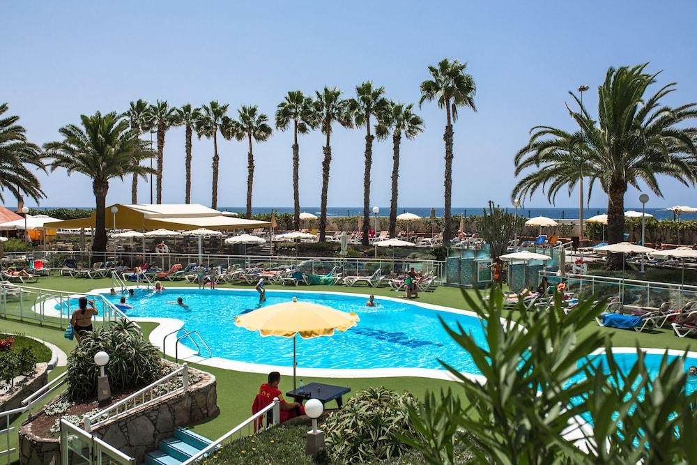 Servatur Resort